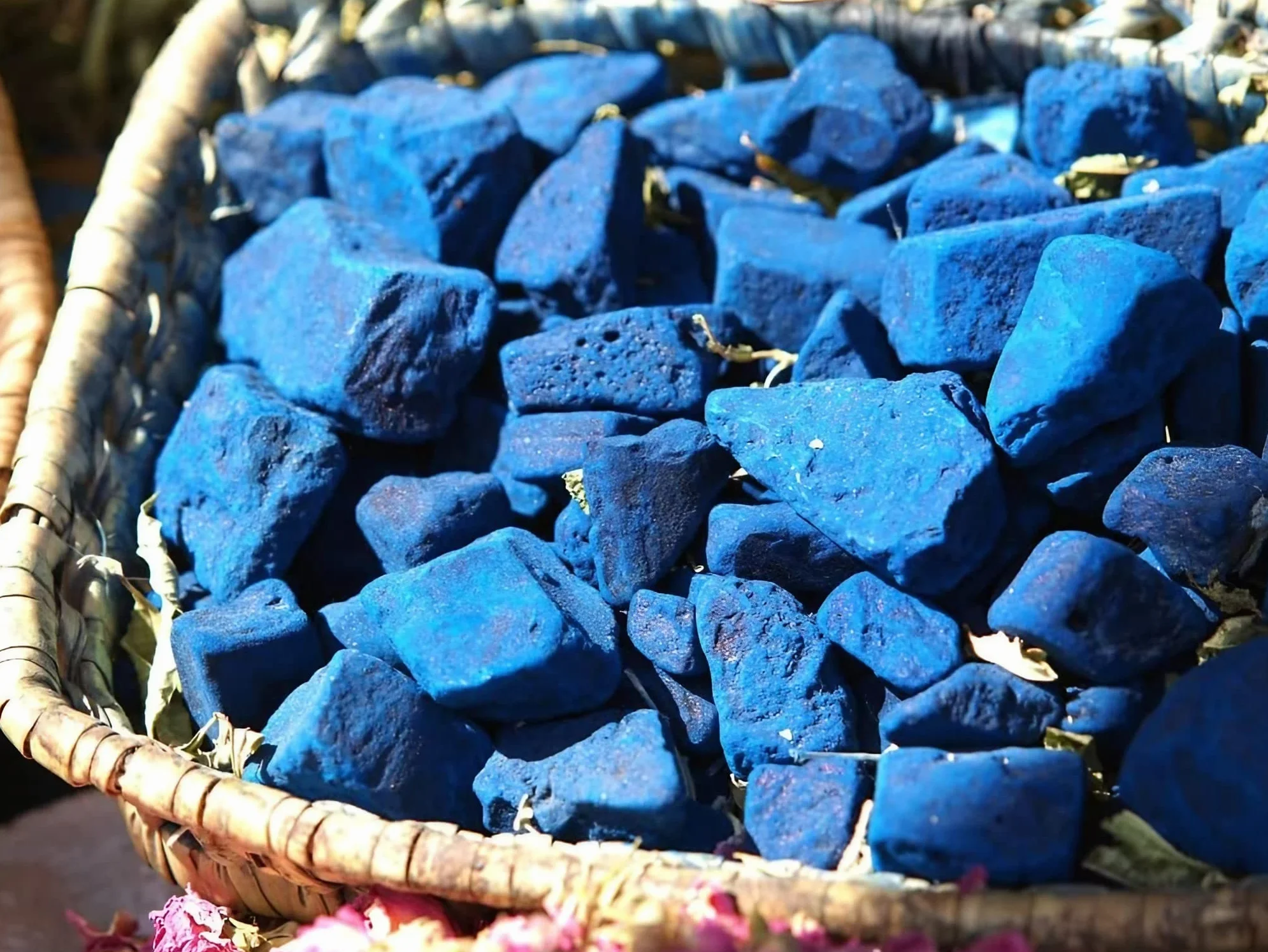 Oryginalny Nila Bleu Maroko Proszek – Naturalny niebieski pigment do włosów i skóry – 100% naturalny proszek rozjaśniający – ciesz się teraz tajnikami Orientu