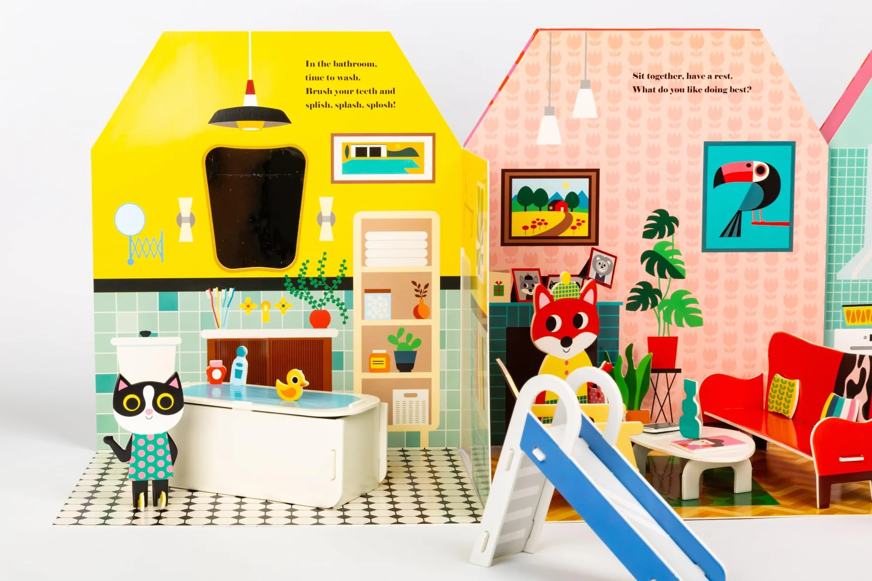 Fold-Out + Play: Doll's House: Build your own 3D house with interactive play pieces and stickers
