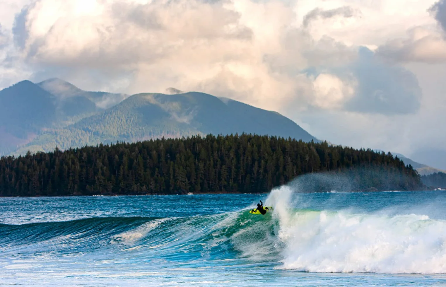 Shots of Adventure: Mein Leben zwischen Surfbrett und Kamera