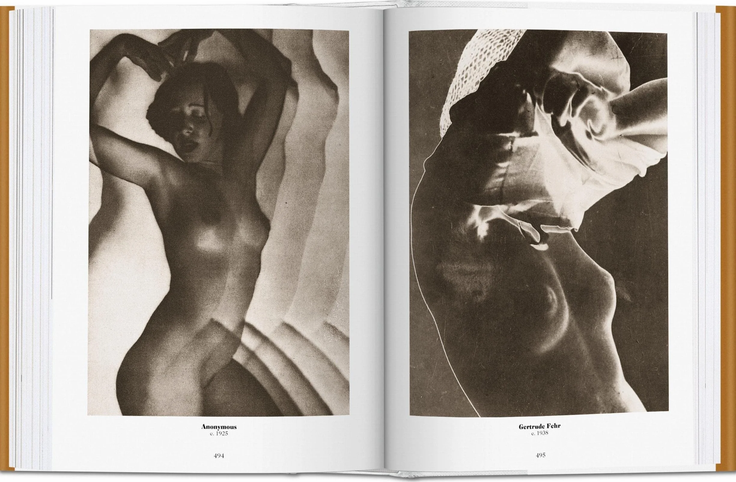 BU-1000 Nudes. A History of Erotic Photography from 1839-1939