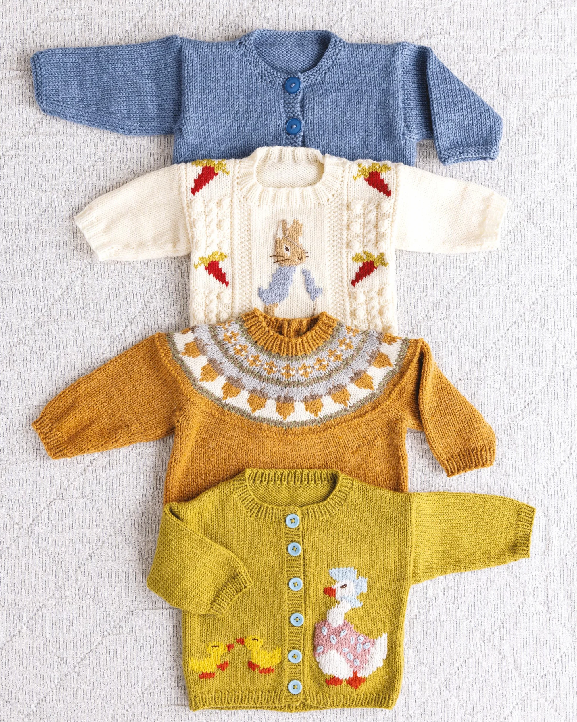 Peter Rabbit(tm) Baby Knits: 20 Knitting Patterns for Clothes and Accessories Inspired by the Tales of Beatrix Potter
