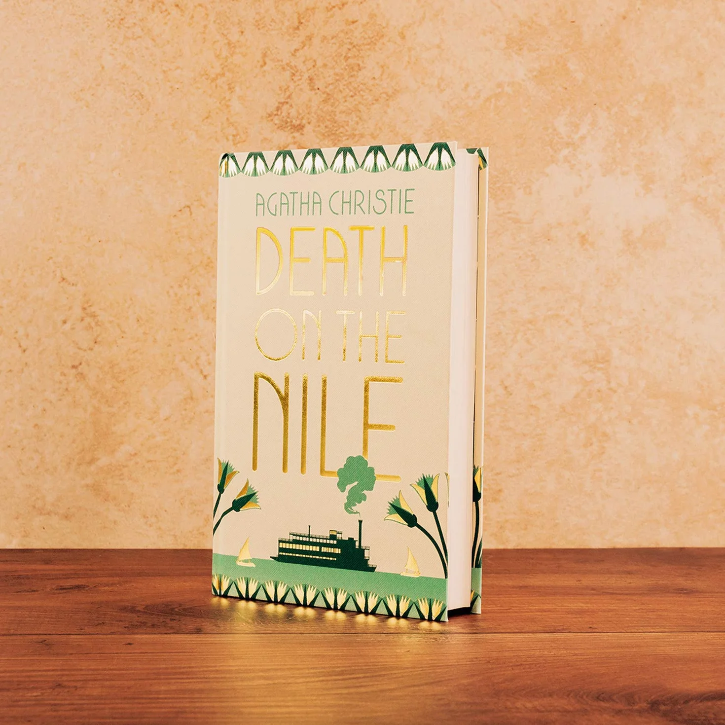Death on the Nile: The classic murder mystery from the Queen of Crime