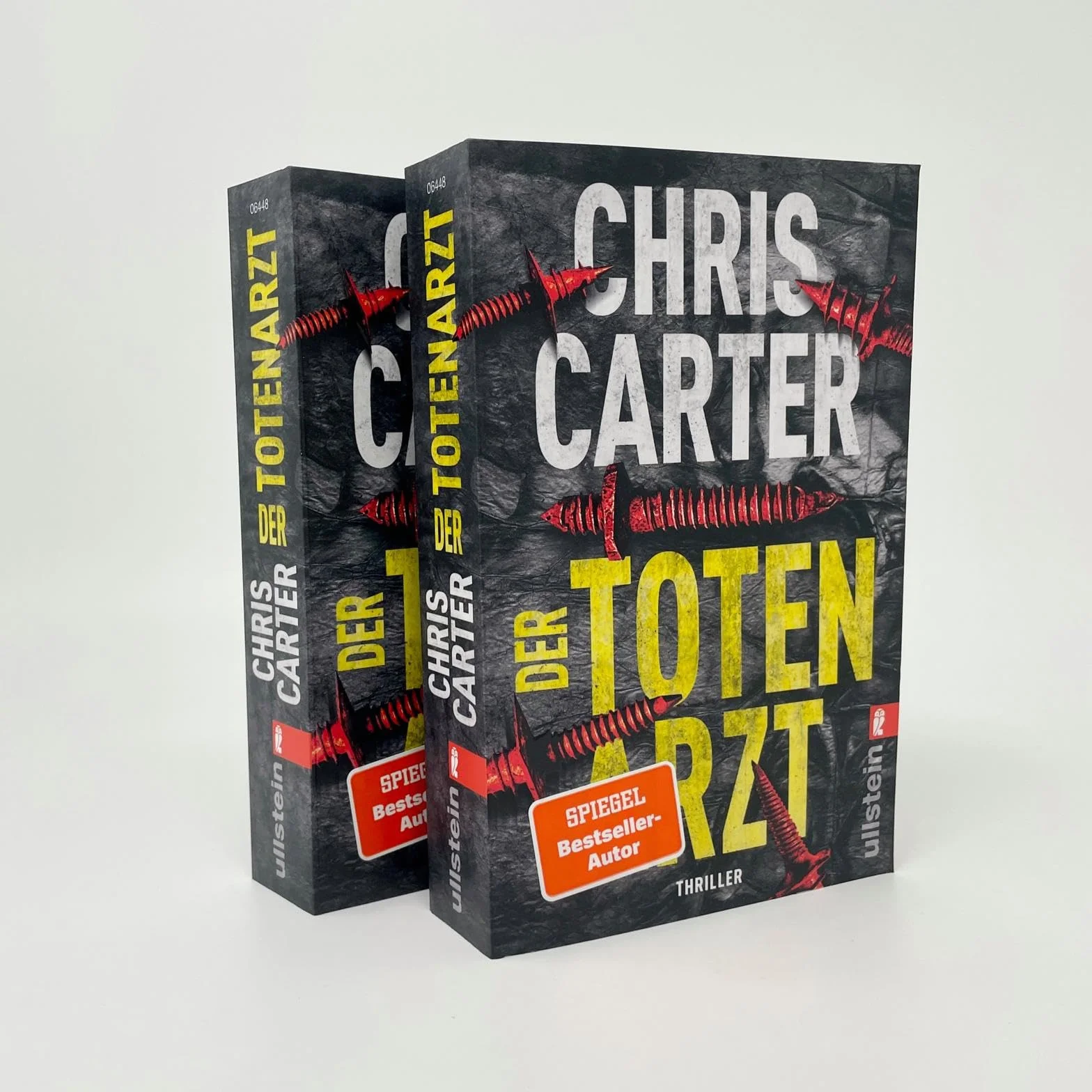 Der Totenarzt: Thriller | Nr. 1 Bestseller und blutiger Psychothriller: Ein unauffälliger Serienmörder, unbekannte Opfer und eine rasende Jagd: 13