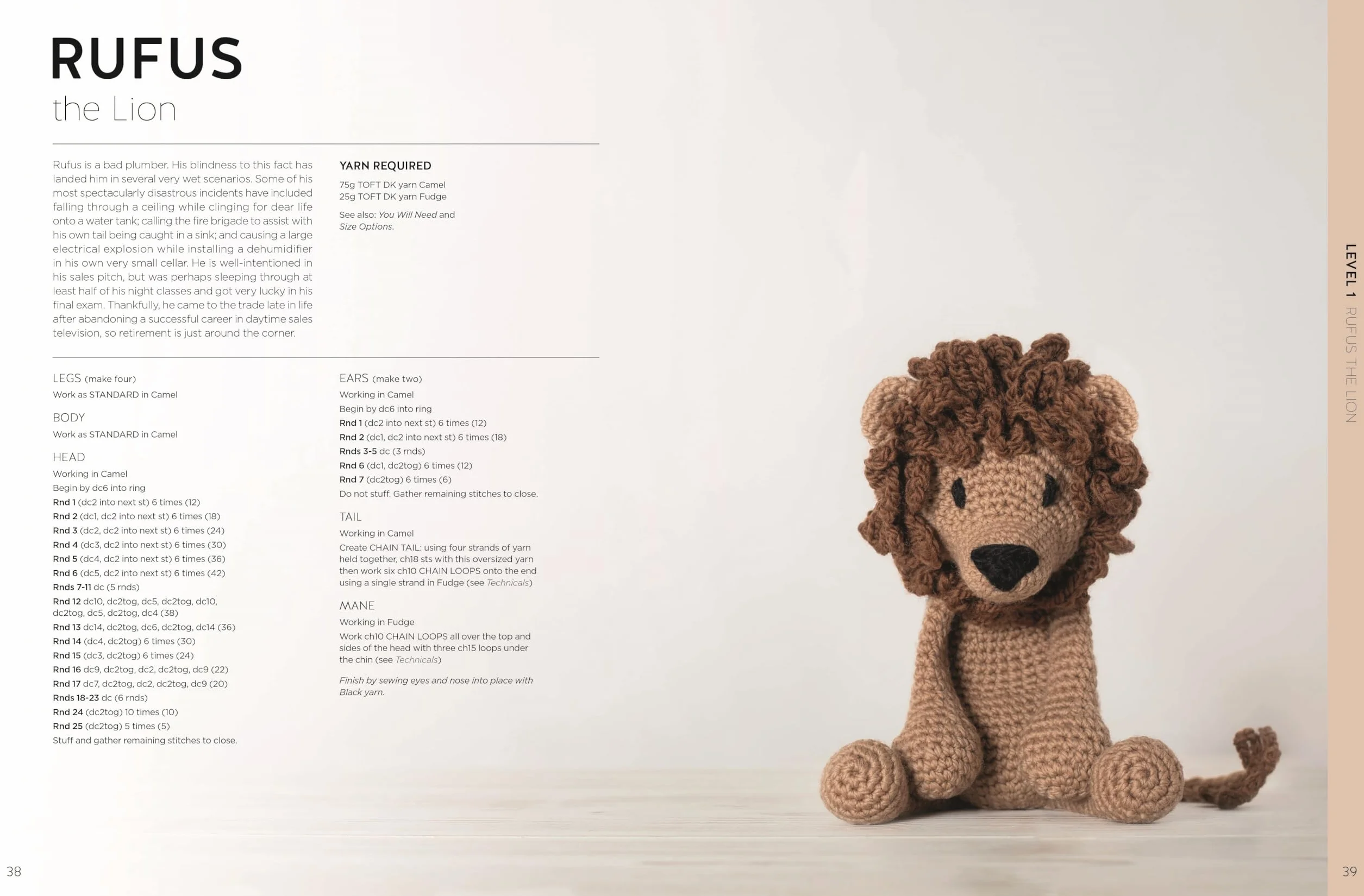 Edward's Menagerie New Edition: Over 50 Easy-To-Make Soft Toy Animal Crochet Patterns