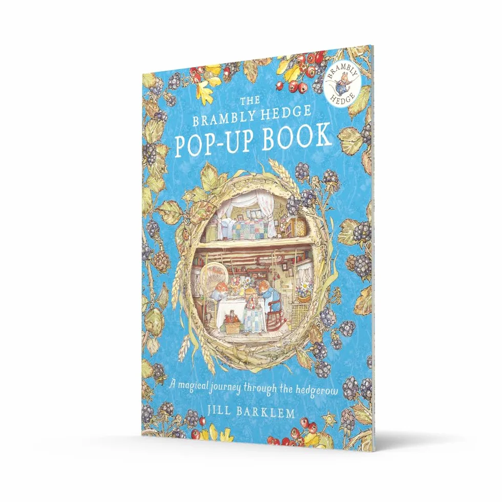 The Brambly Hedge Pop-Up Book: The newest addition to Brambly Hedge, perfect for gifting – relive this illustrated children’s classic, now in 3D!